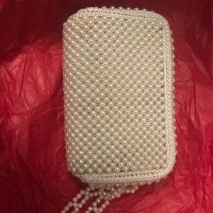 Pearl Wrist Purse